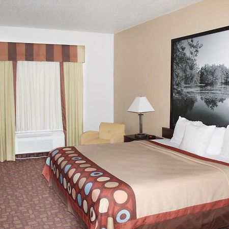 Super 8 By Wyndham Three Rivers Kültér fotó
